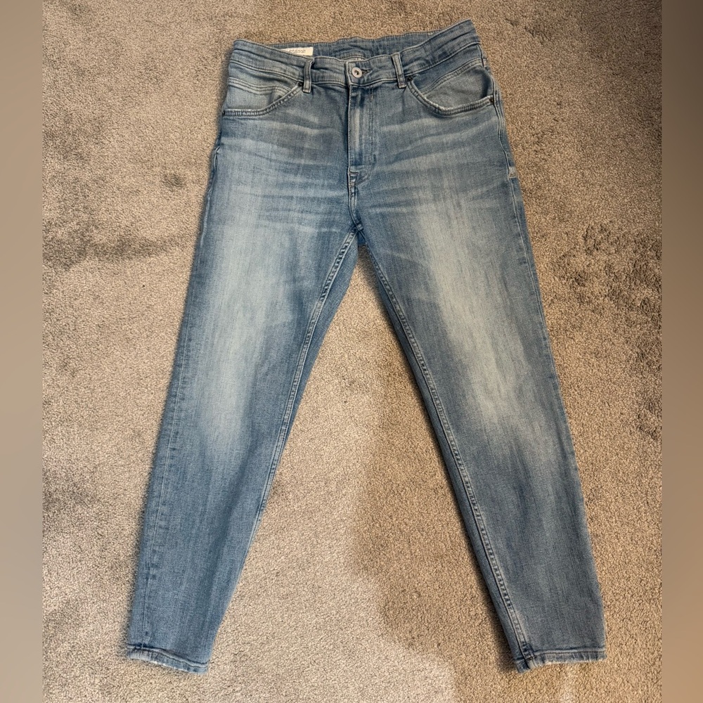 Zara Women's Denim Jeans in Light Blue
